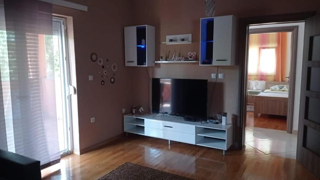 Apartman Dora Sukošan Exteriér fotografie