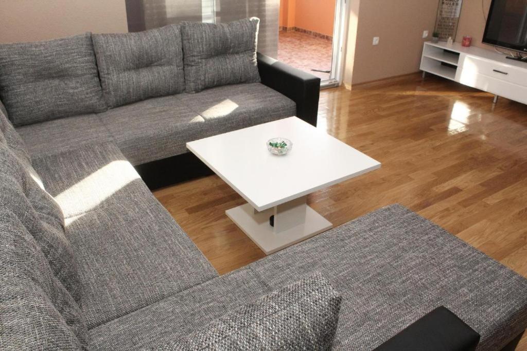 Apartman Dora Sukošan Exteriér fotografie