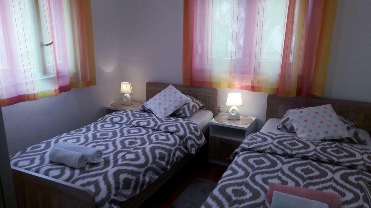 Apartman Dora Sukošan Exteriér fotografie